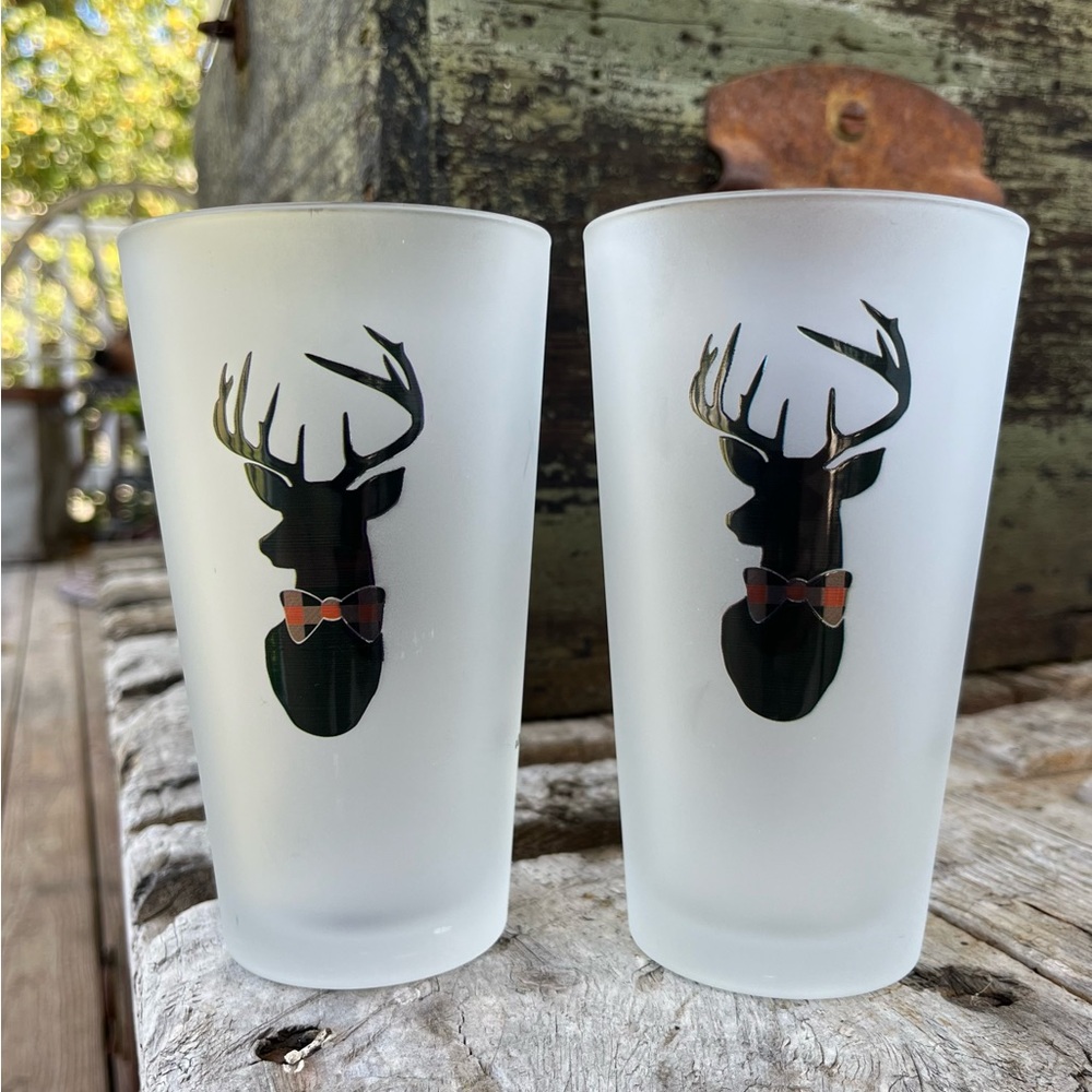 Culver Frosted Deer Plaid Bowtie Home Holiday Barware Glass Set